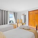 Duplex Sea View By Holidays Апартаменты *