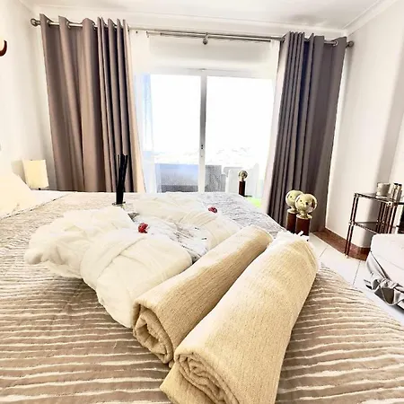Duplex Sea View By Holidays * Албуфейра