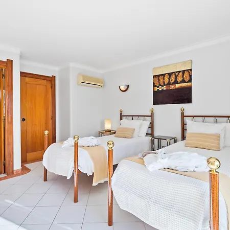 Duplex Sea View By Holidays Daire *